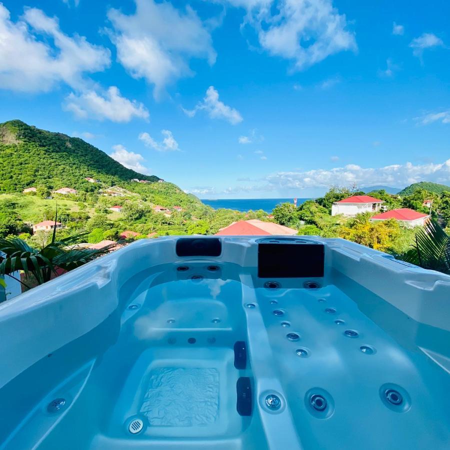 Ti Karet - Charmant Logement Avec Jacuzzi Et Vue Mer Terre-De-Haut Kültér fotó